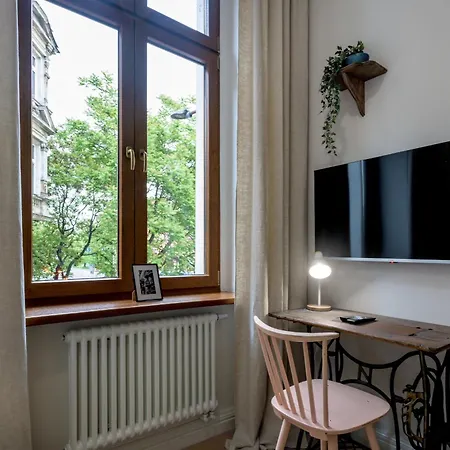 Appartamento Rentplanet - Cybulskiego Iii