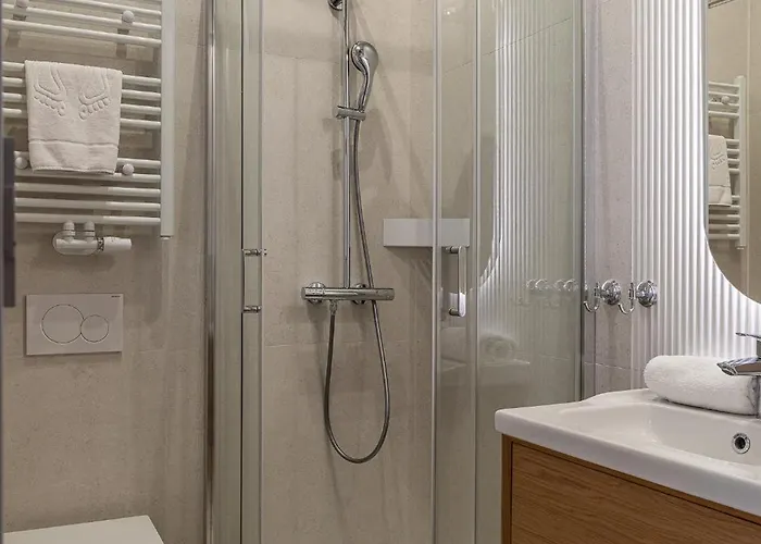 Apartment Rentplanet - Cybulskiego Iii *